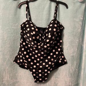 Plus Polka Dot Pinup Twist Swimsuit 3x One Piece Black White Ruched Catalina